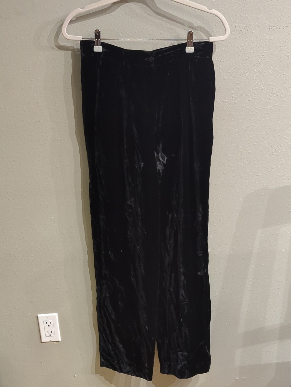 Vintage Giorgio Armani Mario's Made In Italy Size 10 Black Velvet Pants Wide Leg
